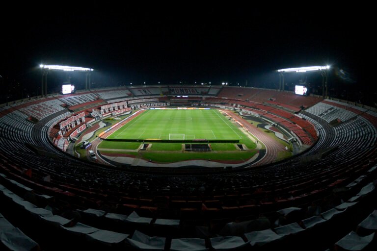 CBF altera horário do clássico entre São Paulo e Santos no Brasileiro
