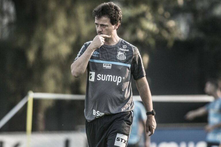 Vasco avança em negociações com Diniz e está perto de acertar com o treinador