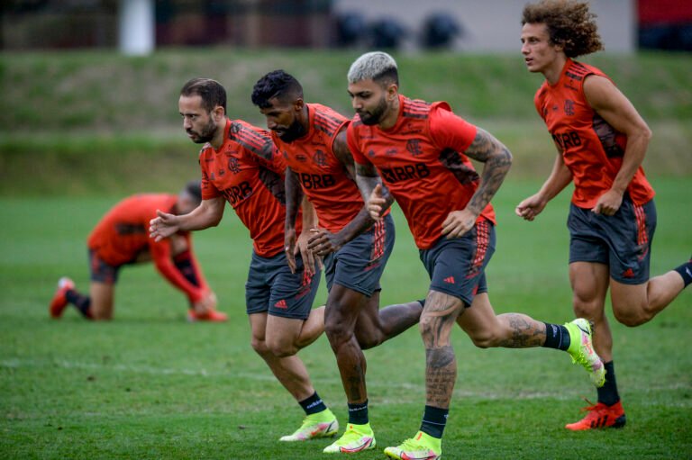 Com David Luiz, Renato Gaúcho esboça time titular do Flamengo para Libertadores