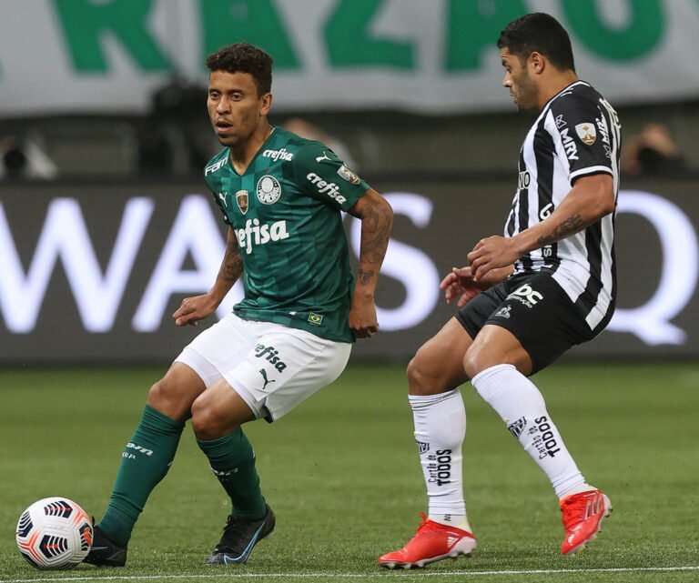 Marcos Rocha desfalcará o Palmeiras na final da Libertadores