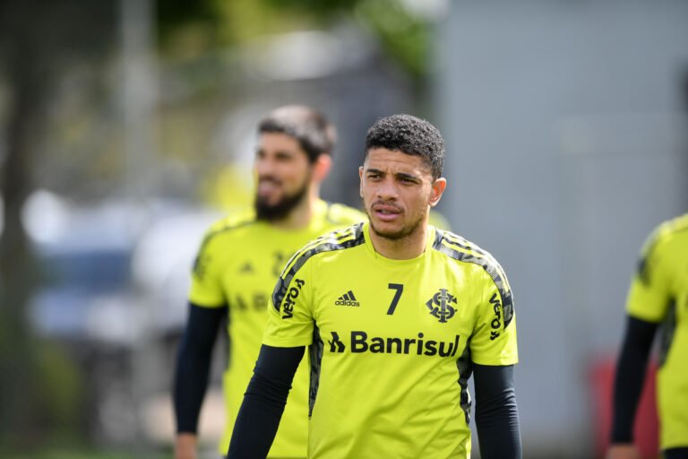 Inter terá três mudanças para enfrentar o Bahia