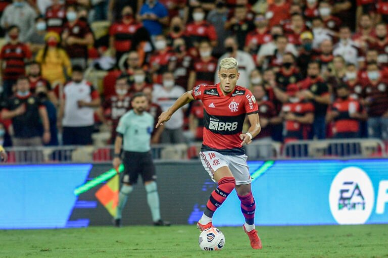 Andreas Pereira completa cinco jogos no Flamengo; veja os números