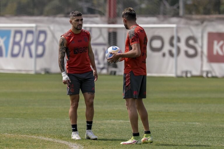 Flamengo ganha dois ‘reforços’ para decisão contra Barcelona-EQU na Libertadores