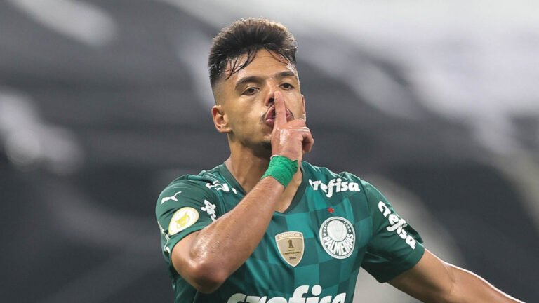 Gabriel Menino volta a “pedir silêncio” após classificação para a final da Libertadores
