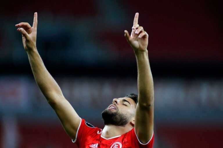 Yuri Alberto é o jogador sub-20 com mais participações em gols no Brasileirão