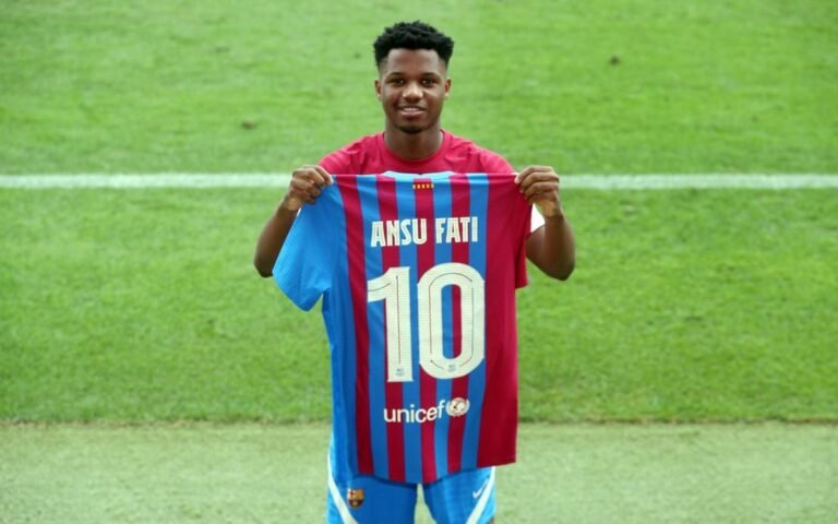 Ansu Fati pediu permissão aos capitães para assumir a camisa 10 do Barcelona