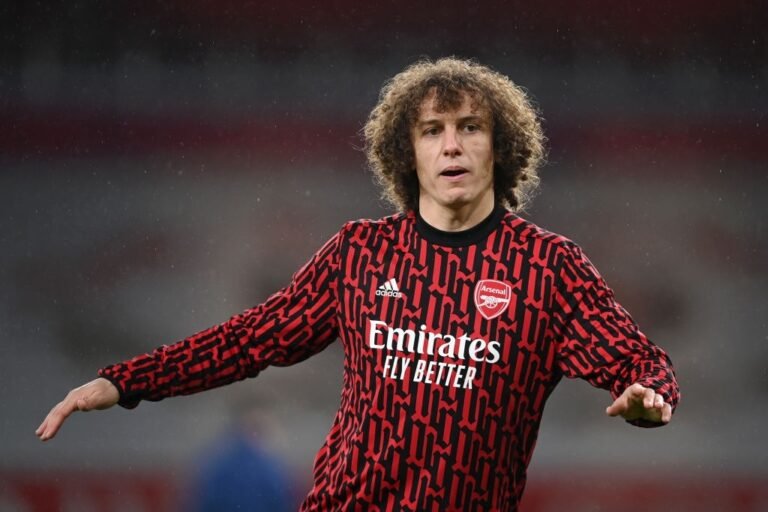 Flamengo discute bases salariais com David Luiz e se aproxima de acerto, diz jornalista