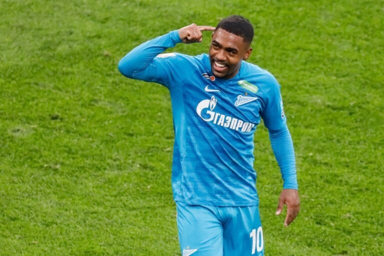 Malcom revela desejo de retornar ao Corinthians no futuro