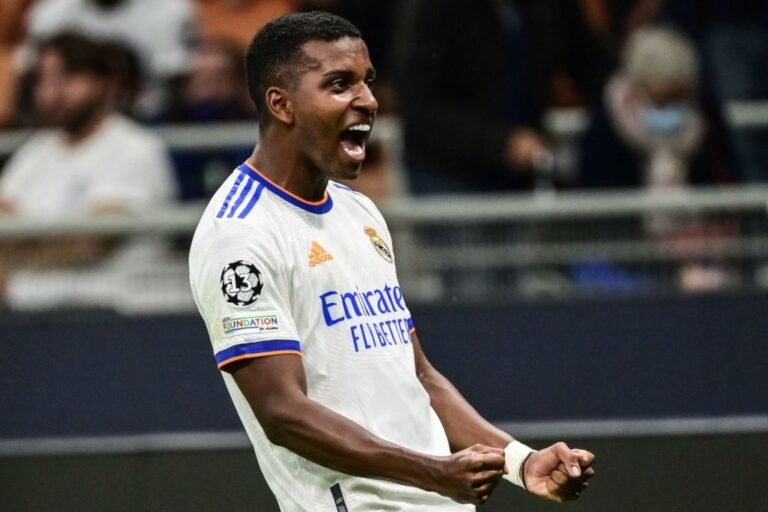 Ancelotti elogia Rodrygo: “É o presente e o futuro do Real Madrid”
