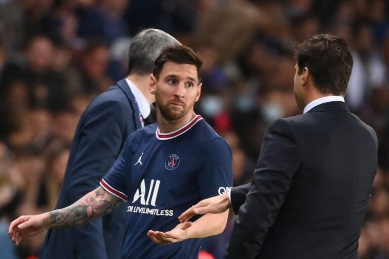 Jornal francês dá nota baixa para atuação de Messi: ‘Insatisfeito com a saída’