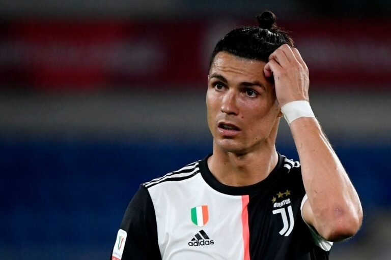 Cristiano Ronaldo era ‘solitário’ na Juventus, diz jornal