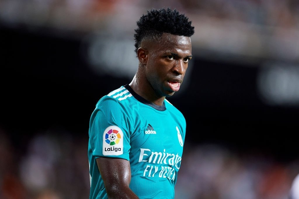 Real Madrid discute valorização salarial com Vinícius Jr
