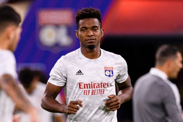 Flamengo planeja nova investida por Thiago Mendes em janeiro