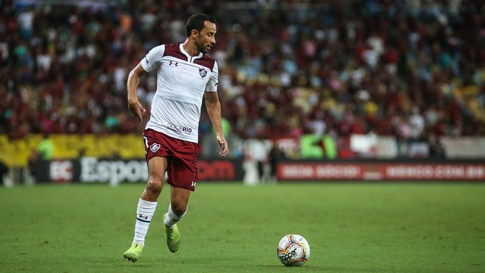 Em fim de contrato, Nenê tem futuro incerto no Fluminense