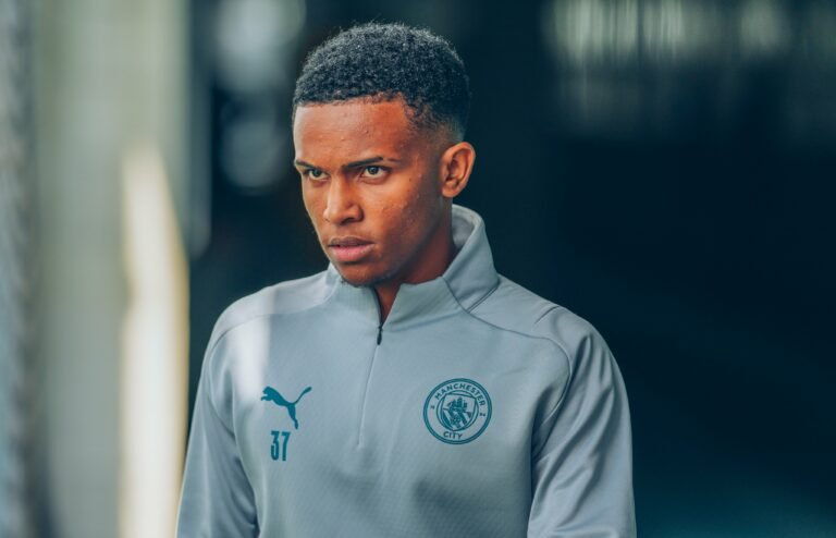 Manchester City anuncia oficialmente Kayky, ex-Fluminense
