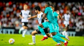 Vinícius Júnior e Benzema decidem, Real Madrid vira no fim e assume a liderança de La Liga