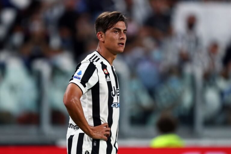 Renovação de Dybala com Juventus atrasa após complicações