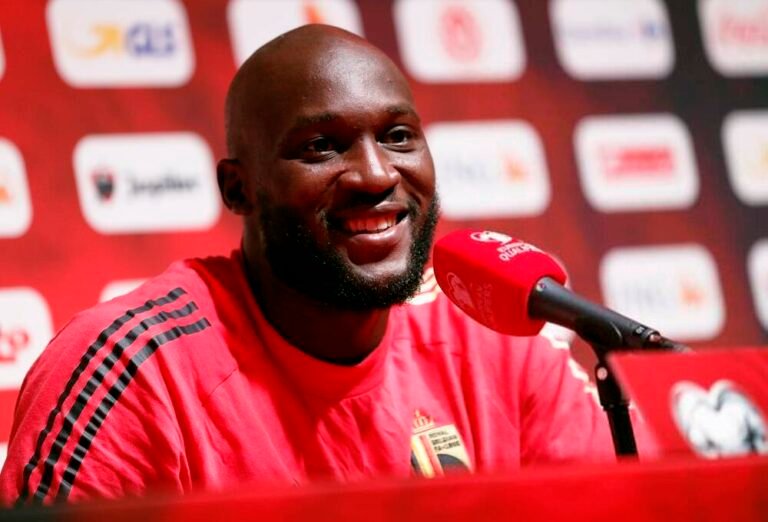 Lukaku: ‘Não me comparem com Cristiano Ronaldo, nunca’