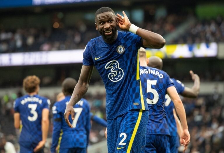 Real Madrid prepara investida por Rüdiger