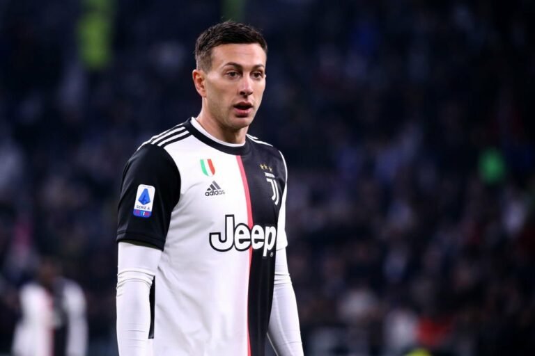 Juventus vai decidir nos próximos dias sobre a renovação de três jogadores