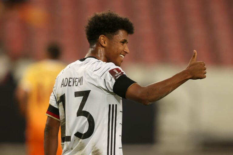 Quarteto de gigantes europeus estão de olho em promessa alemã