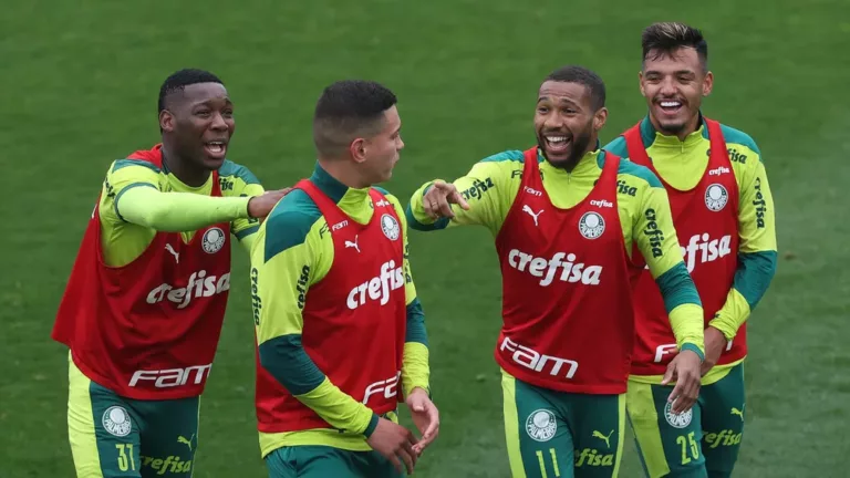 Palmeiras blinda garotos de assédio da Europa durante janela de transferências
