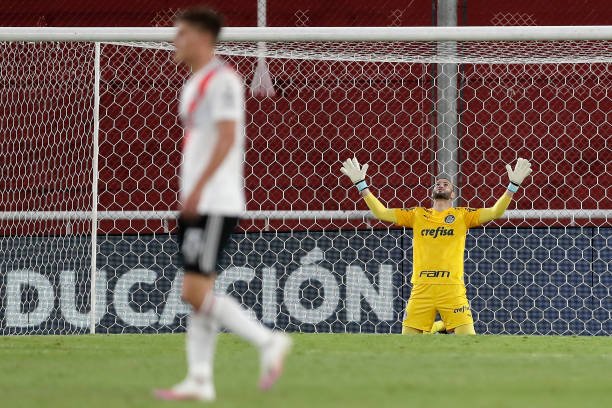 Weverton detalha bastidores da classificação do Palmeiras e cita saudade