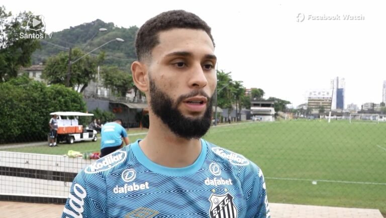 Sequência como titular anima Wagner Leonardo em seu retorno no Santos