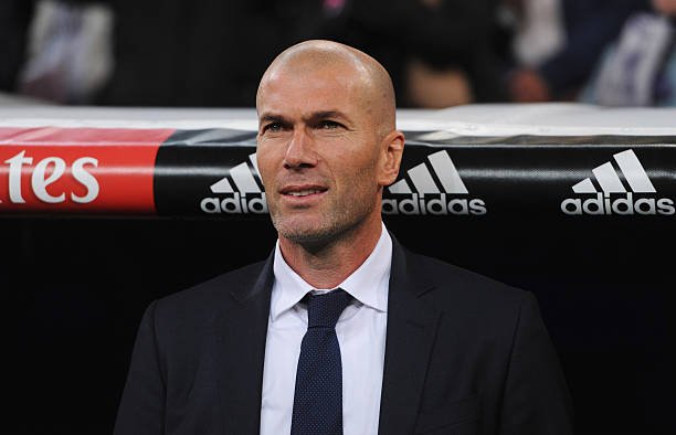 PSG abre conversas com Zidane para substituir Mauricio Pochettino