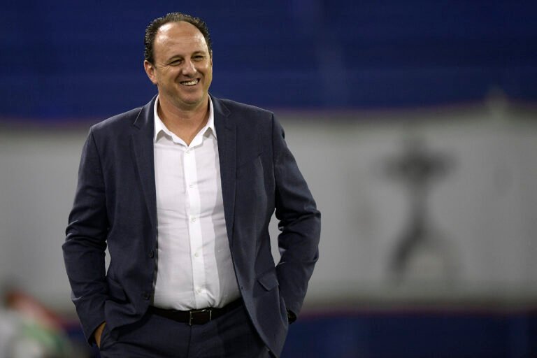 Ex-Flamengo, Rogério Ceni é cotado para assumir o Athletico-PR