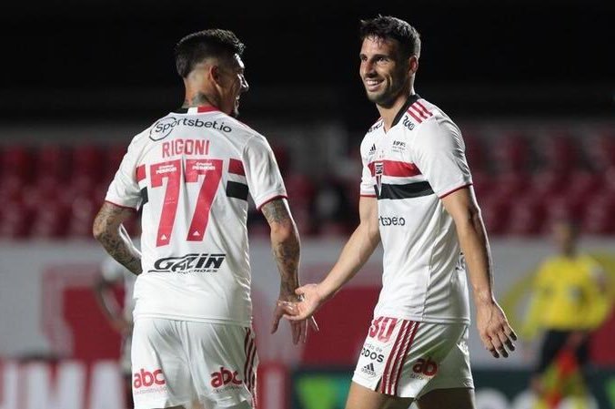 São Paulo pode ter a volta de Calleri e Rigoni diante do Internacional