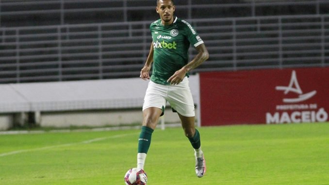 Veja os números do possível reforço do Fluminense para a próxima temporada