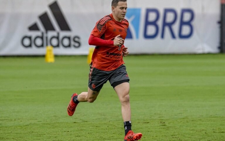 Recuperado de lesão, Piris da Motta deve voltar a ser relacionado contra o Atlético