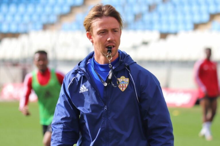 Ex-jogador do Real Madrid afirma que seria treinador do Barcelona