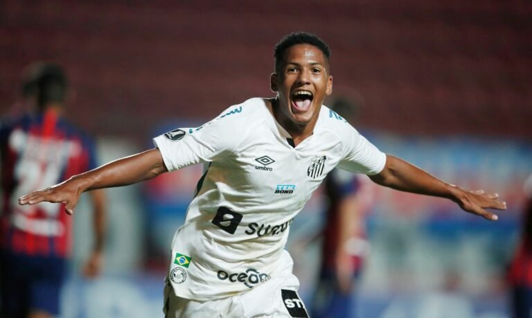 Jornal inglês aponta 4 jogadores brasileiros como maiores promessas do futebol