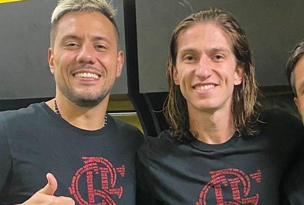 Flamengo não tem pressa para renovar com Diego Alves e Filipe Luís