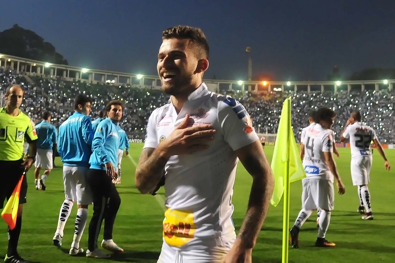 Doyen aciona Lucas Lima por contratos com Santos e Palmeiras, entenda