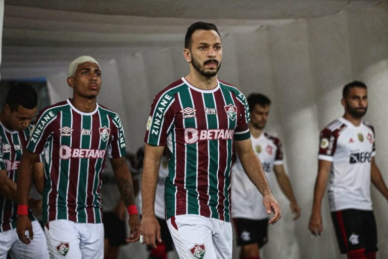 Yago Felipe desfalcará o Fluminense contra o Ceará