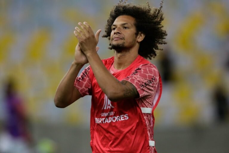 Rogério Ceni indica Willian Arão ao São Paulo, diz jornalista