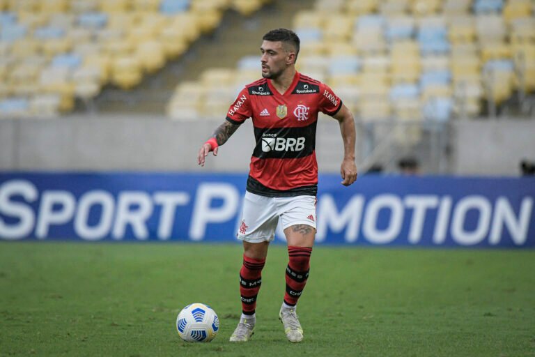 Com lesão muscular, Arrascaeta deve desfalcar o Flamengo por até três semanas