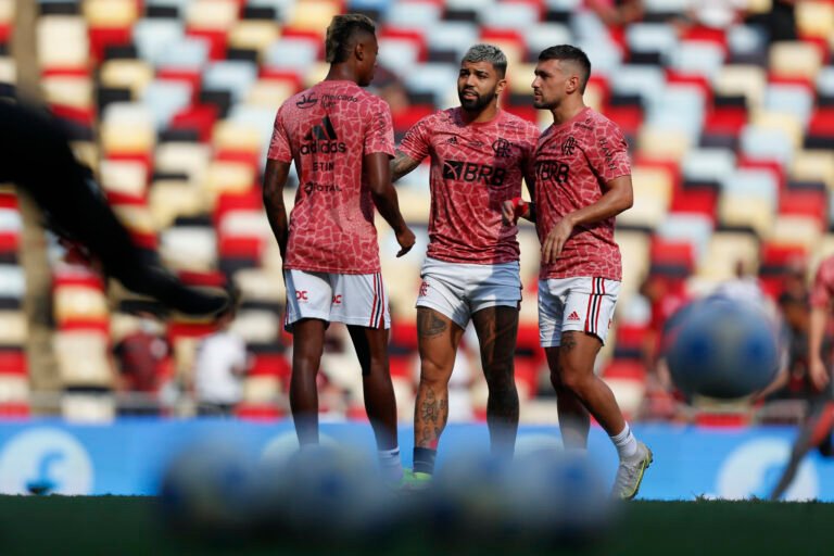 Flamengo pode ter até 11 desfalques contra o Juventude; veja a lista