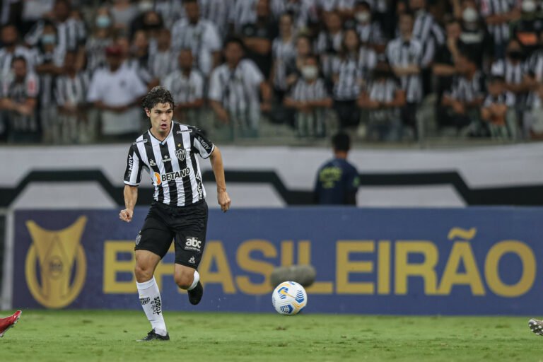 Lateral é desfalque para o Atlético na próxima rodada