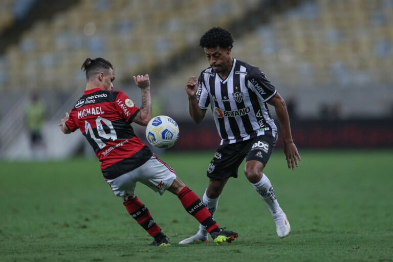 Substituído com dores na coxa, Keno será reavaliado no Atlético