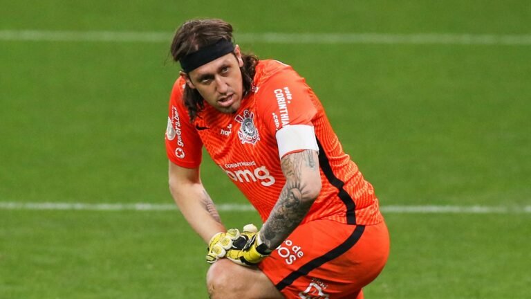 Corinthians inicia conversas para renovar com Cássio até 2024, diz jornalista