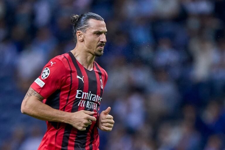 Ibrahimovic critica atuação do Milan: ‘Pior jogo da temporada’