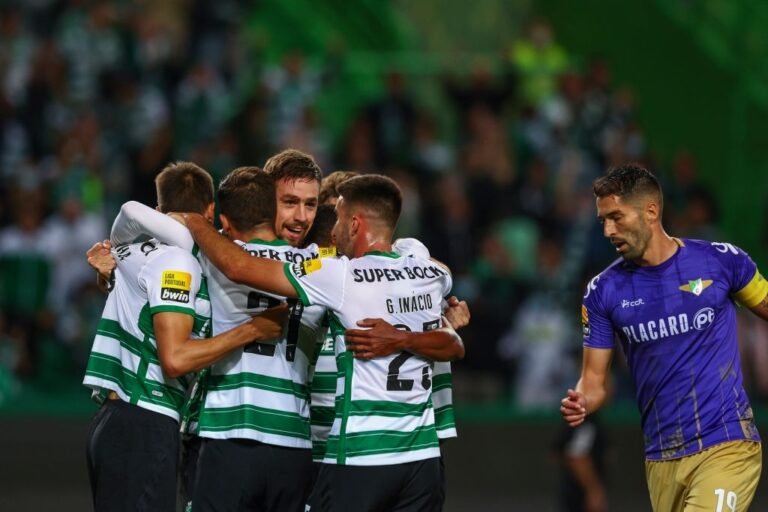 Sporting vence Moreirense e junta-se ao Porto na liderança