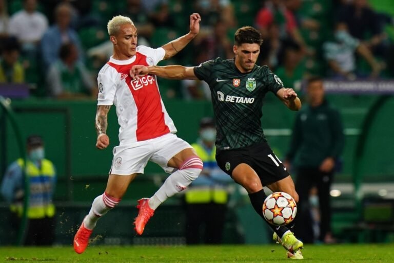Rúben Vinagre vem sendo protegido por Rúben Amorim, após goleada contra o Ajax