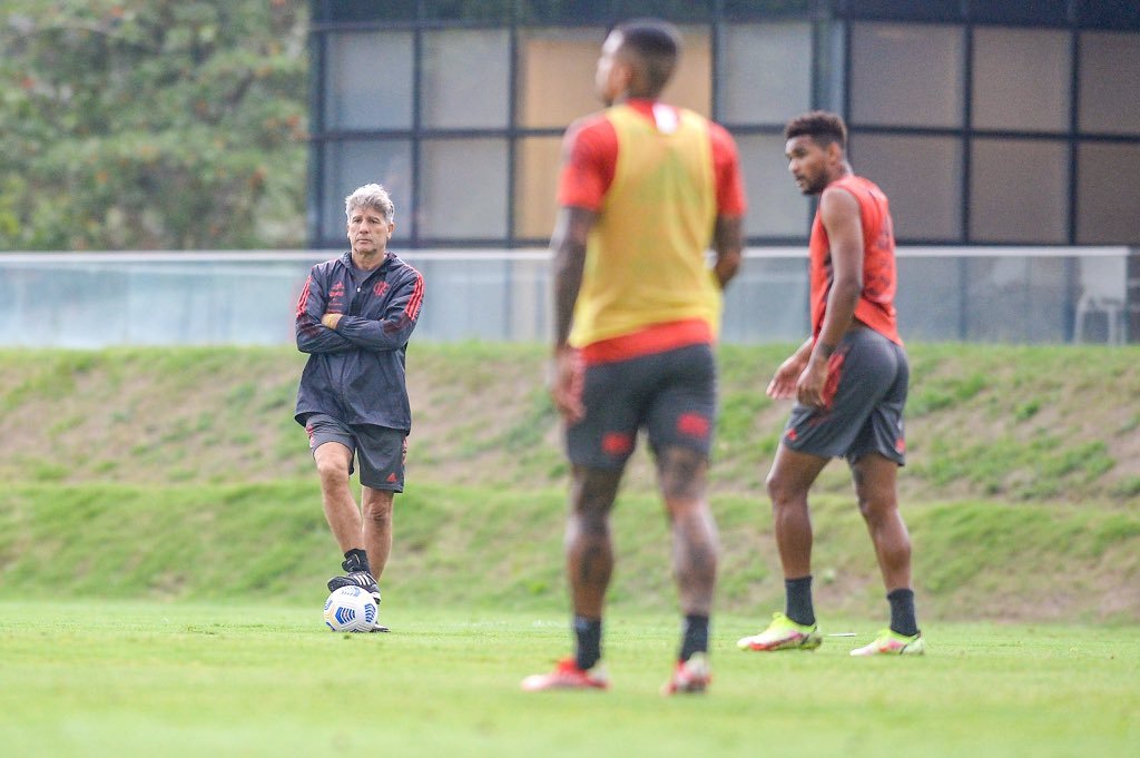 Flamengo encara o Red Bull Bragantino com sete desfalques