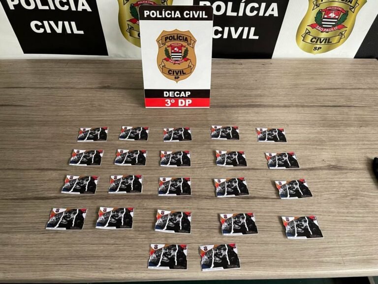 Polícia Civil prende cambistas que vendiam ingressos falsos na Arena Corinthians