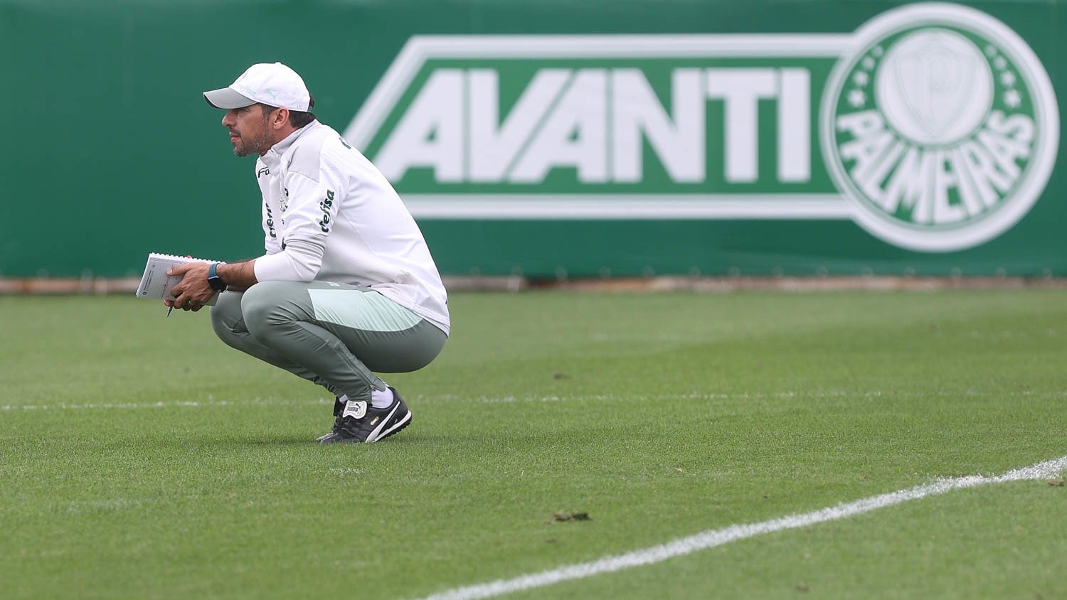 Palmeiras encara Internacional para retomar G-4